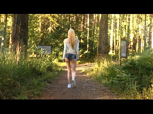 ❤️ Wanita cantik bergerak perlahan, bukan video bogel ☑ Lucah Rusia pada ms.porngameshub.ru ﹏